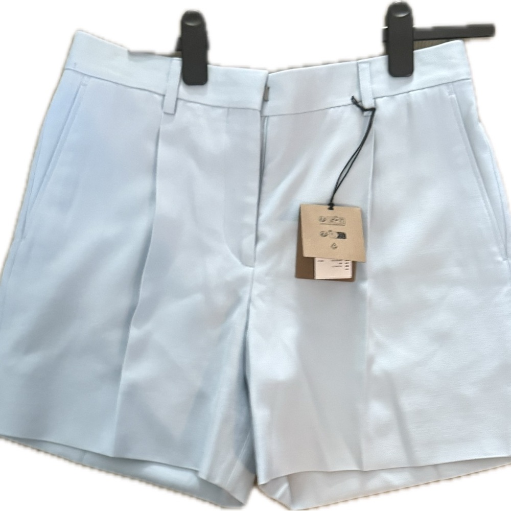 Burberry, new with tags pale Blue Women's tailored Shorts size 6 - Picture 7 of 10
